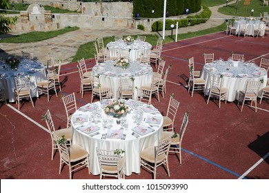 White Tablecloth Outside Wedding Images Stock Photos Vectors