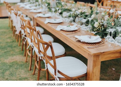 Wedding Table setting inspiration for flowers and overall feel