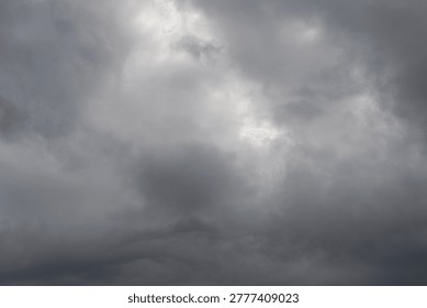 Weighty dramatic clouds punctuated by piercing light, heavy bases and luminous breaks create highcontrast textures that convey power and intensity for commercial and editorial use