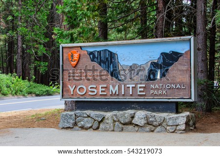 Welcome entrance sign in the Yosemite National Park, California USA