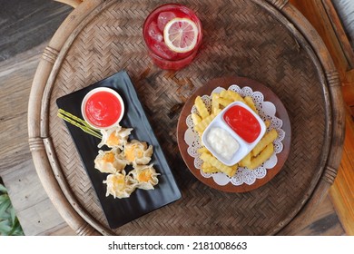 Welcome Snack Served To Customers Of A Beachfront Hotel.