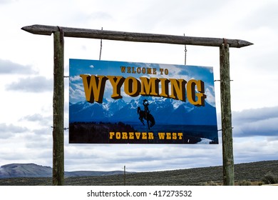 Welcome Wyoming State Sign On Highway Stock Photo 417273532 | Shutterstock