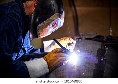 Welder fixing and anchoring point to a metal chassis