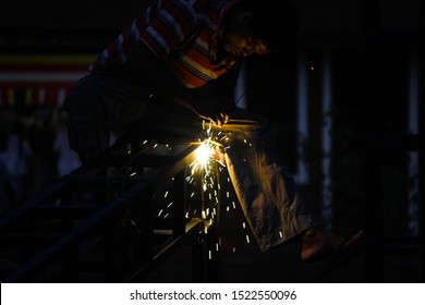 Welding Work Firework Cutting Machine