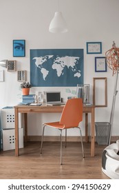 Well Arranged Workspace In Modern Teen Room