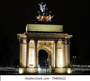 The Wellington Arch Was Built Between 1826-1830 To A Design By Decimus Burton