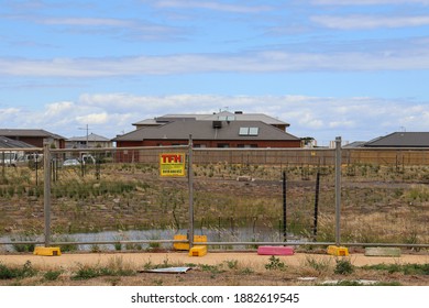 Werribee, Vic Australia - Dec 13 2020: Public Recreation Spaces Under Construction In New Housing Estate In Outer Western Melbourne 