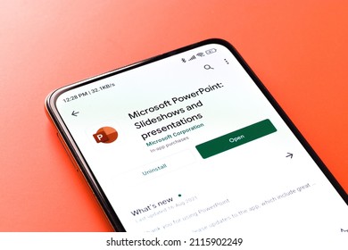 West Bangal, India - November 11, 2021 : Microsoft PowerPoint Logo On Phone Screen Stock Image.