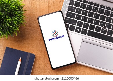 West Bangal, India - October 09, 2021 : PepsiCo Logo On Phone Screen Stock Image.