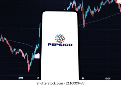 West Bangal, India - October 09, 2021 : PepsiCo Logo On Phone Screen Stock Image.