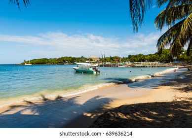 West End Bay, Bay Islands, Roatan, Honduras