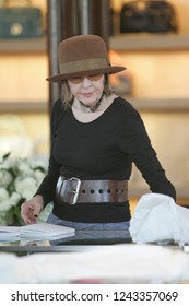 West Hollywood, CA, USA, 03-13-2007
Diane Keaton Out Shoppping Wearing A Brown Hat And Belt.