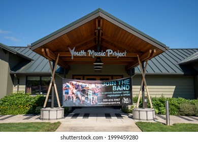 West Linn, OR, USA - Jun 23, 2021: In-person Summer Camps Ad Is Seen At The Entrance To The Youth Music Project, A Music School In West Linn, Oregon.