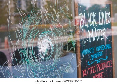 West Palm Beach FL 07-03-2020 Store Places Black Lives Matter 