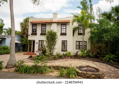 West Palm Beach, FL, USA - April 21, 2022: Photo Of A Historic Home In The Old Northwood Historic District