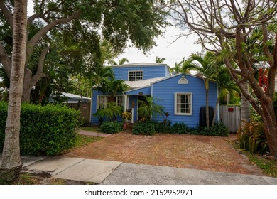 West Palm Beach, FL, USA - April 21, 2022: Photo Of A Historic Home In The Old Northwood Historic District