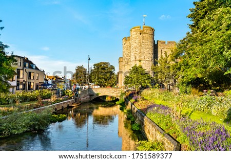 Westgate at the Great Stour River in the old town of Canterbury, England