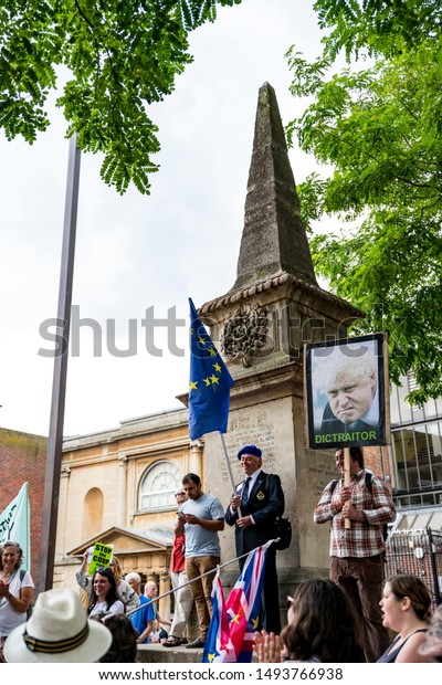 Westgate Shopping Center, Oxford Oxfordshire\
UK. 08/31/2019. Stop the Coup demonstration. Speakers address\
crowds angry at the suspension of\
parliament.