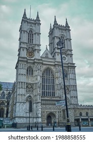 Westminster Abbey, complete external structure with spectacular clouds, London 