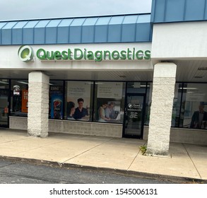 Westmont, Illinois / USA - October 15th, 2019. Quest Diagnostics Store Sign In A Strip Mall In IL. 