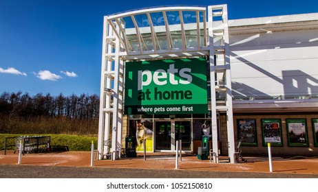 Westway Retail Park Castlecary Cumbernauld Scotland Stock Photo (Edit ...