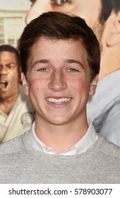 Skyler Gisondo eye colour