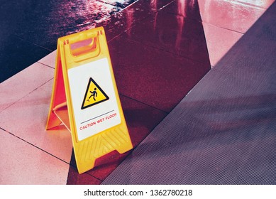 Wet Floor Warning Sigh