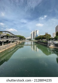 Whampoa River Near Kim Keat