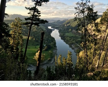 The Whanganui River is a major river in the North Island of New Zealand  It is the country's third-longest river 