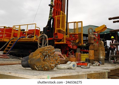 WHATAROA, NEW ZEALAND, DECEMBER 5, 2014: Drillers  On The Deep Fault Drilling Project, Whataroa, New Zealand. Geologists Expect To Gain Knowledge Of Earthquakes From Core Samples Of The Alpine Fault.