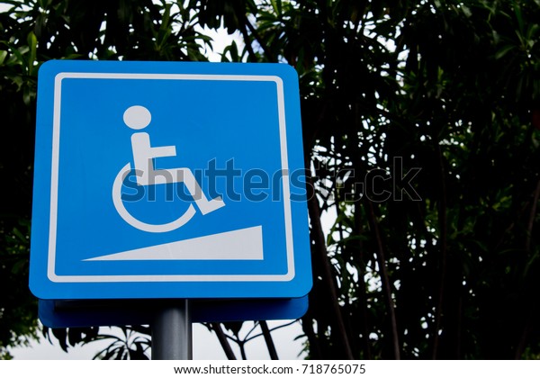 Wheelchair Access\
Signage