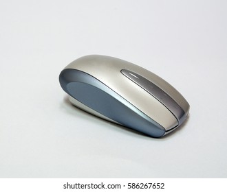 Wheeless Wireless Computer Mouse Stock Photo 586267652 | Shutterstock