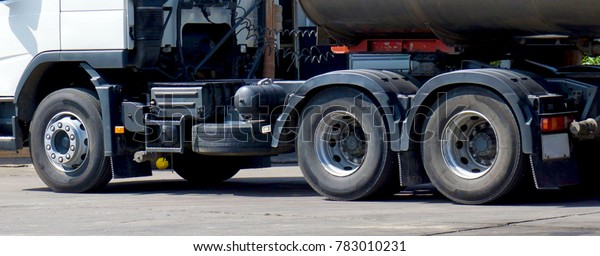 Wheels
and tires of big truck                           
