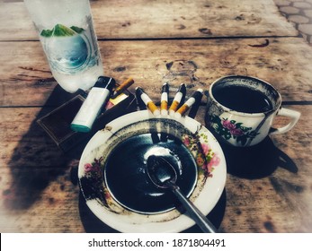 When Coffe And Cigarete Be A Mood Booster