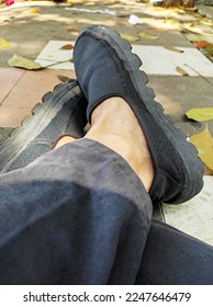 when the trip feels far, these casual shoes that always accompany me wherever I go