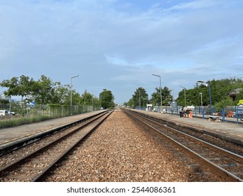 Where do the train tracks end? Double track train in Thailand