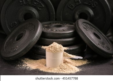 Whey Protein With Iron Plates