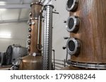 Whiskey-distillery, production and storage of whiskey.
