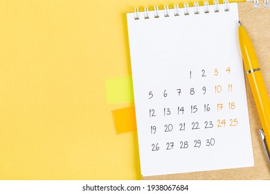 206,484 Yellow calendar Images, Stock Photos & Vectors | Shutterstock