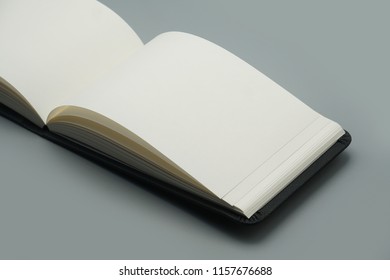 White Blank Page Book Notebook Notepad Stock Photo 1157676688 ...