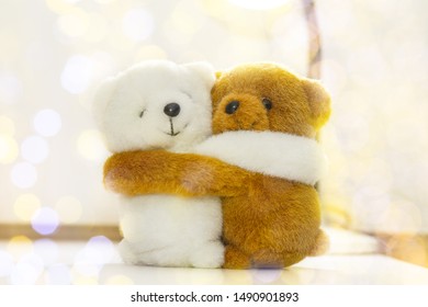 29,438 Hugging teddy bear Images, Stock Photos & Vectors | Shutterstock