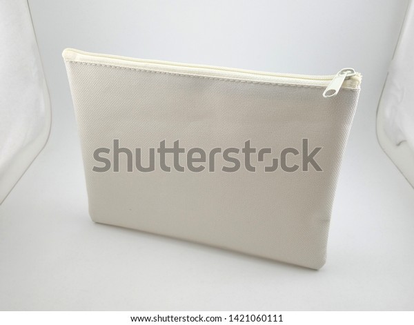 cloth pouch with zipper