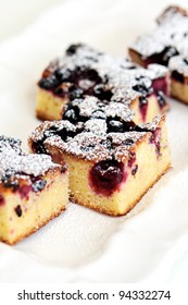 White Chocolate Brownie With Forest Fruit