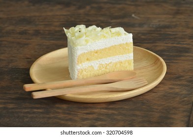 White Chocolate Cake