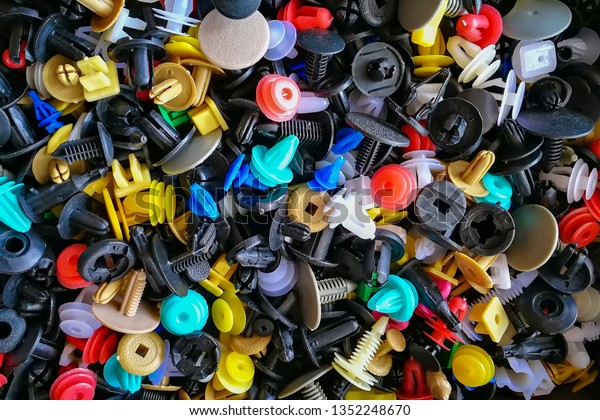 auto plastic fasteners and clips