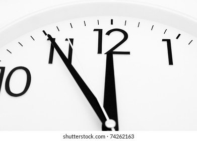 A White Clock - Five Minutes To Twelve, Closeup