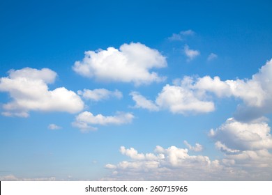 雲 透過 の画像 写真素材 ベクター画像 Shutterstock