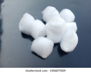 Cotton-ball Images, Stock Photos & Vectors | Shutterstock