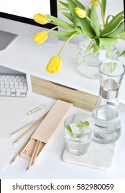 2,300 Water bottle on office desk Images, Stock Photos & Vectors ...