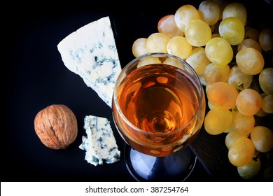 White Dessert Wine Grapes Blue Cheese Walnut